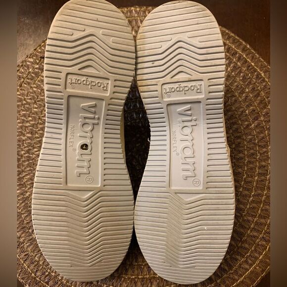 Women's Rockport W2314 Beige Pro-Walkers Vibram Leather Walking Shoes Size 7 EUC - Picture 11 of 11